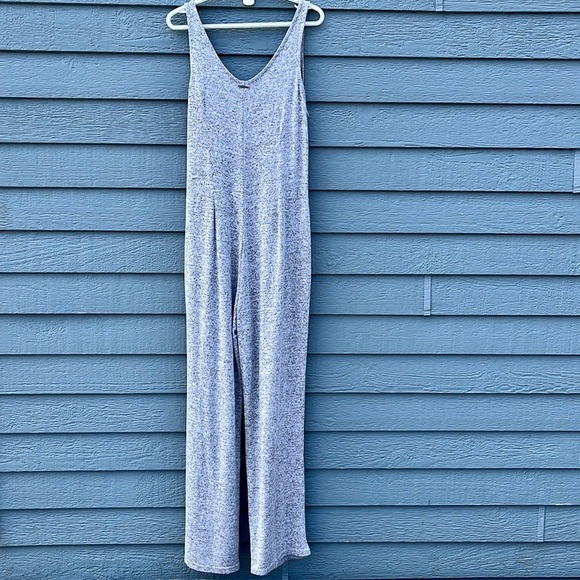 La Vie en Rose Lounge Jumpsuit - Picture 4 of 10